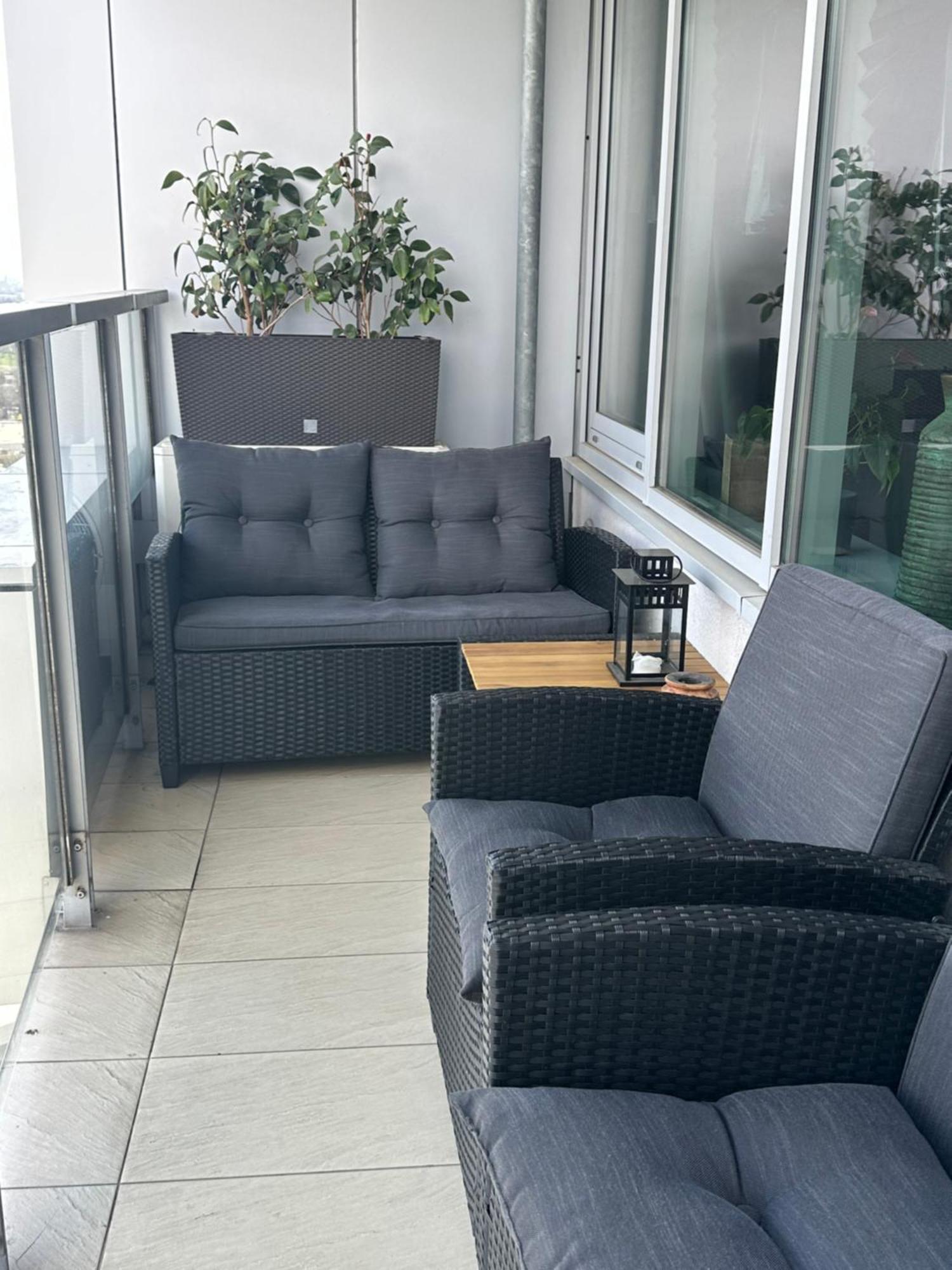 Comfy Condo On The 20Th Floor & Free Parking Bratislava Exterior photo